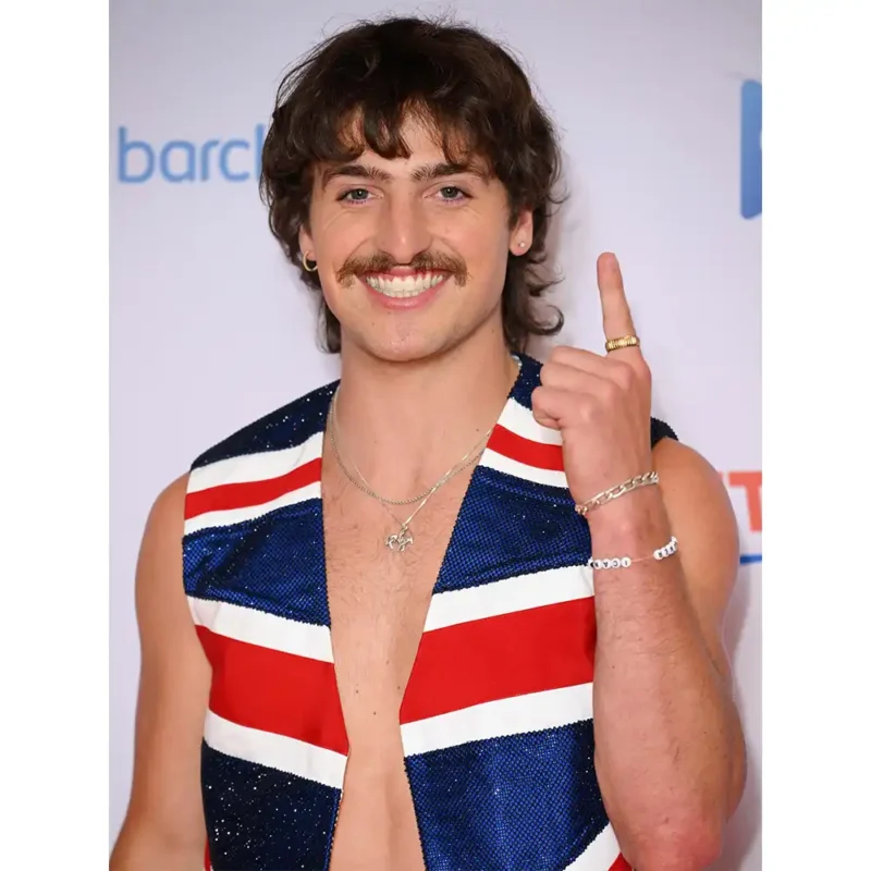 Benson Boone Capital Summertime Ball Vest